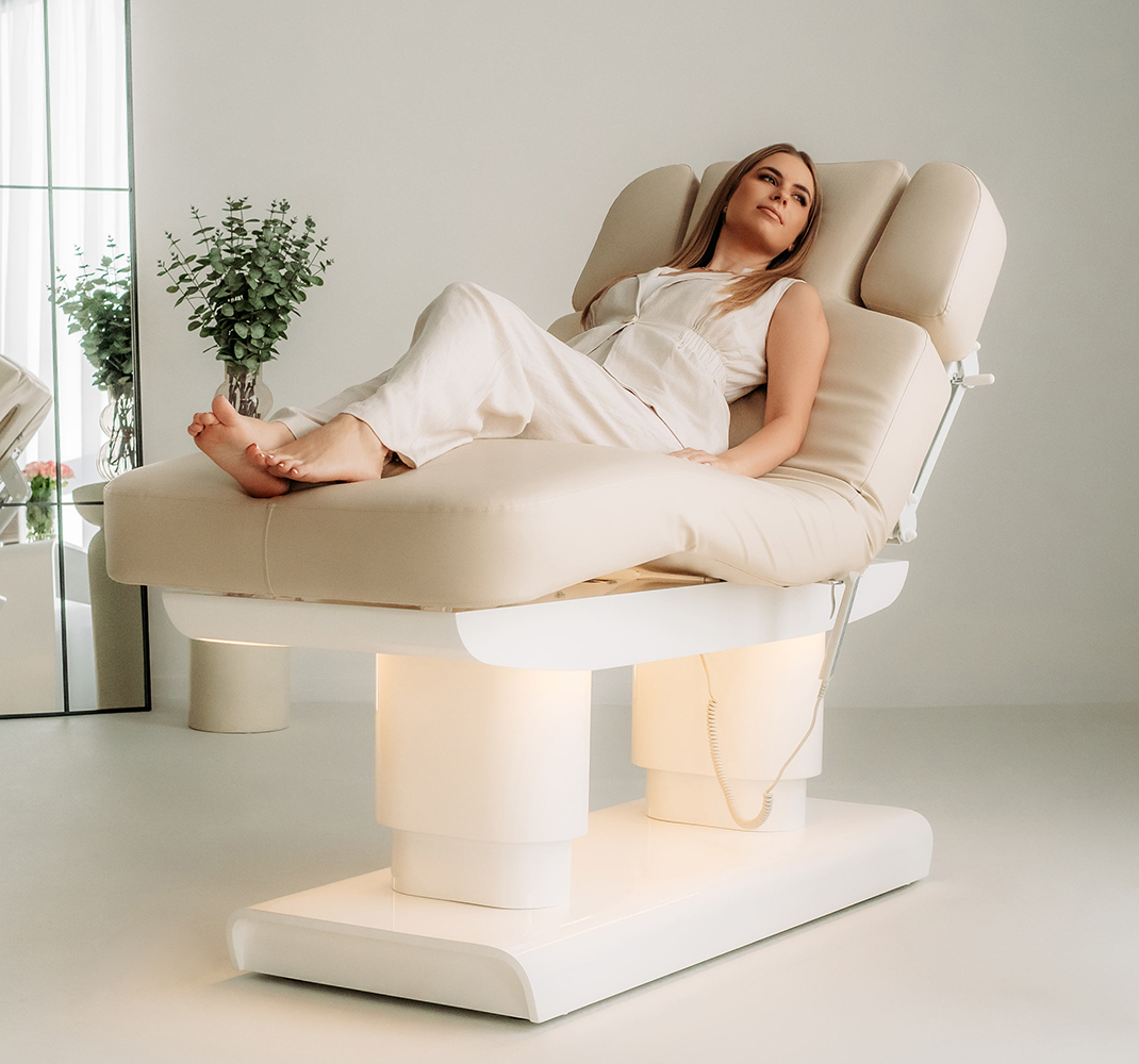 Komfortowa leżanka SPA Melia Beige z pianką 3S