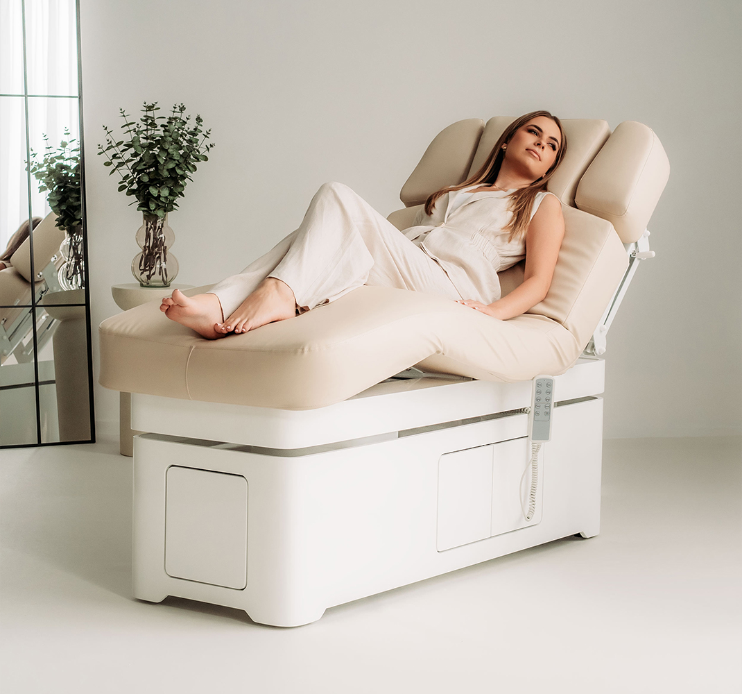 Komfortowa leżanka SPA Vellia Beige z pianką 3S
