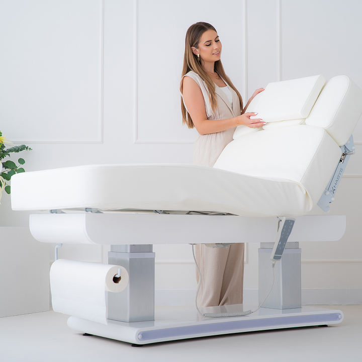 Łóżko Prestia White w gabinecie masażu