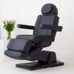 Evia Lift Black - elektryczny fotel podologiczny do gabinetów podologii, pedicure, medycyny estetycznej oraz salonów kosmetologii i beauty | 4 lata gwarancji